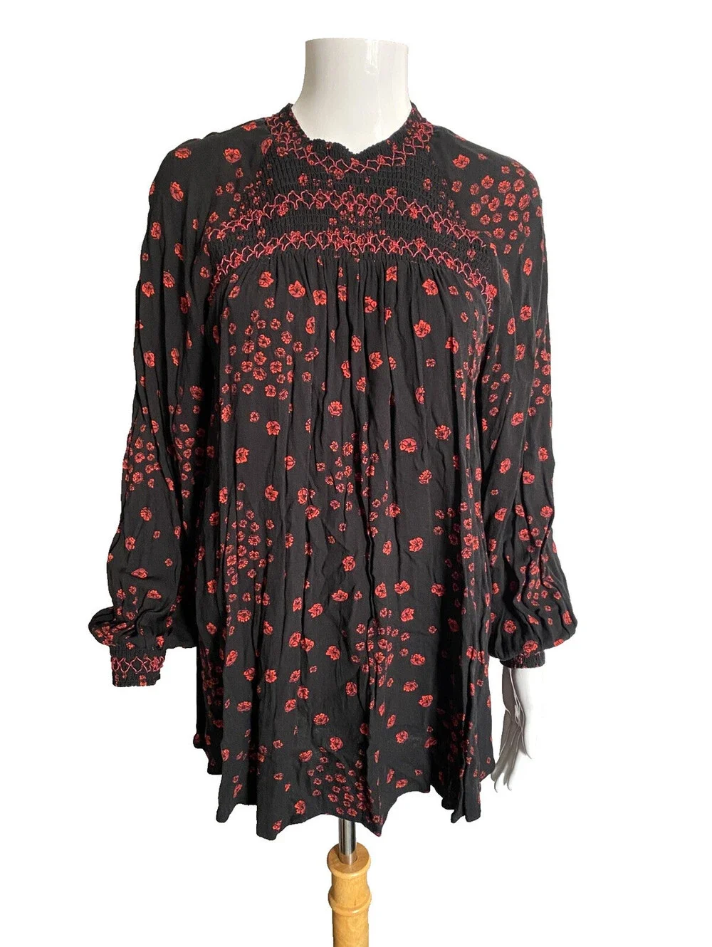 Free People S Small Red Black Flowers In Her Hair Smock Tunic Blouse Top
